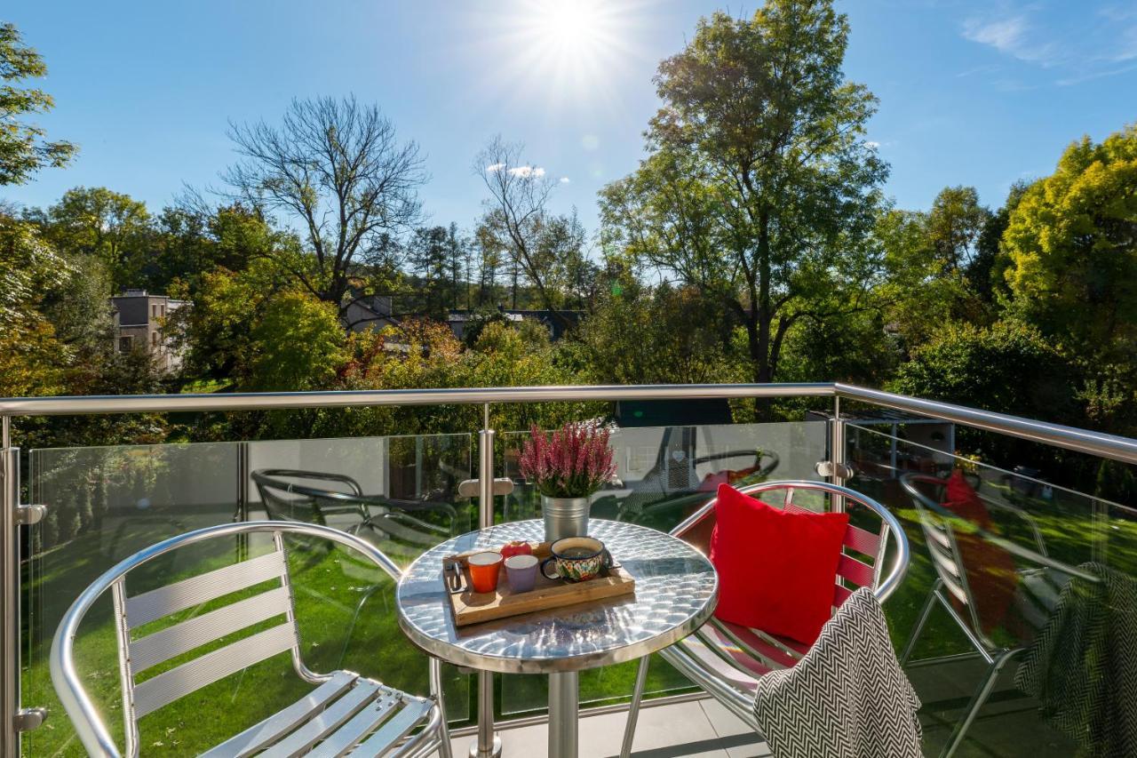 Apartamenty U Harrego II Przy Stawie Spa Klimatyzacja,Balkon,Sauna , Balia, Ogrod,Parking Kudowa-Zdroj Dış mekan fotoğraf